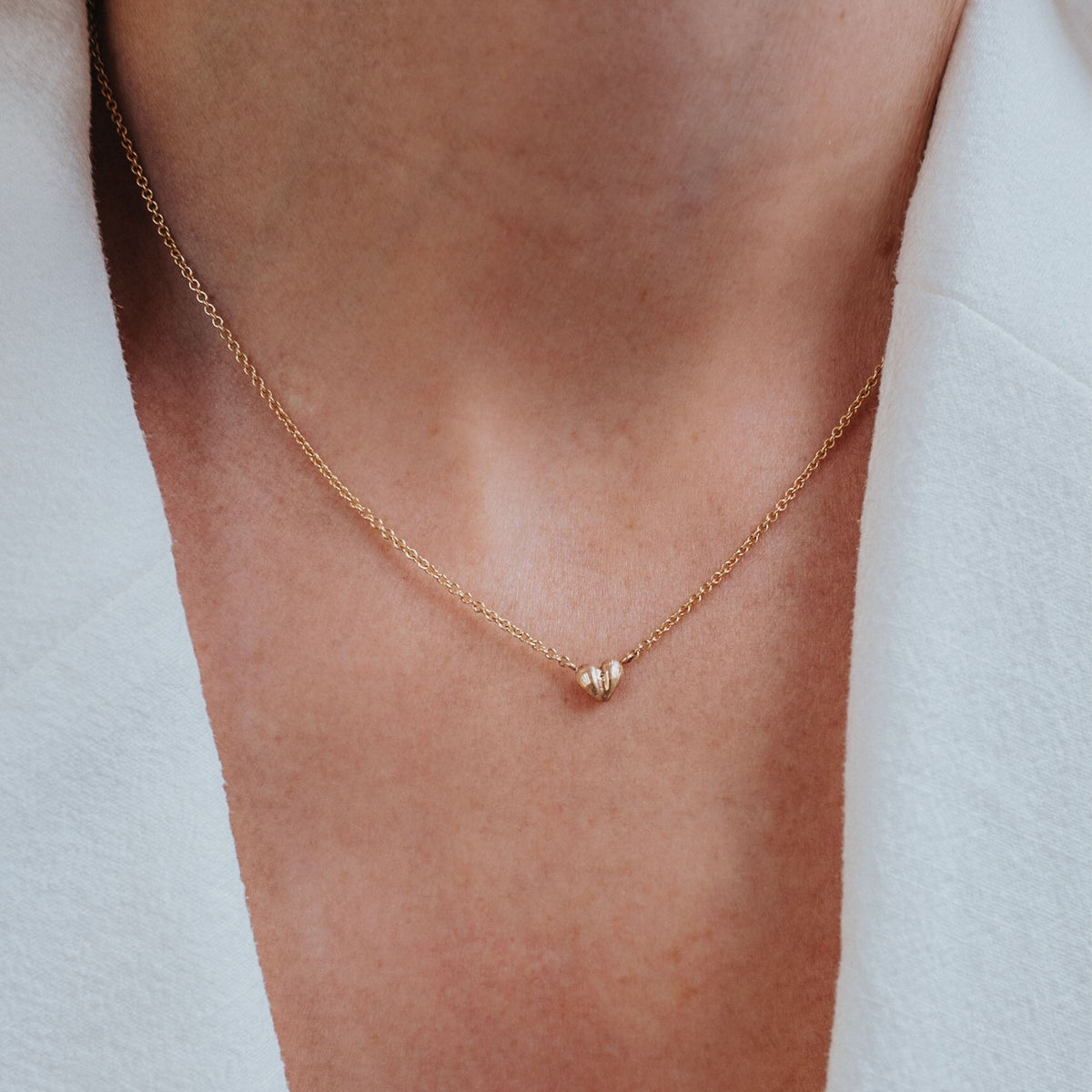 Heart of Gotland-halsband i guld – present till flickvän och fru