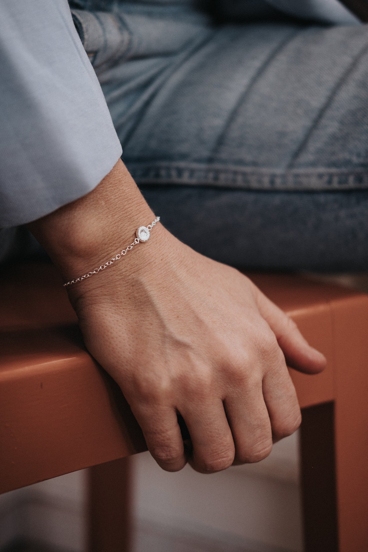 Knappkorall – Armband mit mittlerer Koralle