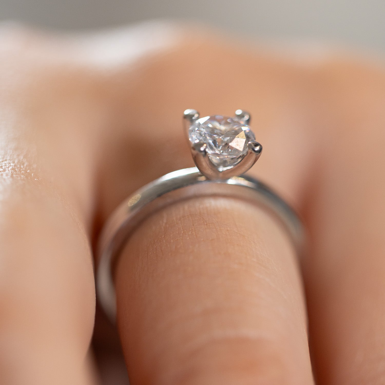 Karlsö 1 ct – zeitloser Solitär-Ring
