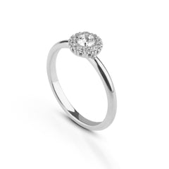 Själsö – Schmaler Solitär-Ring in 18k Gold mit Brillantkranz