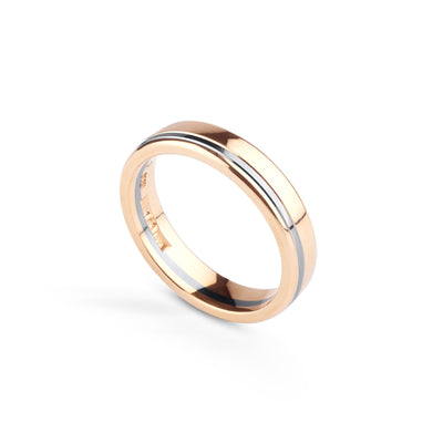 Herrvik-Ring aus Rotgold mit Rillen aus Weißgold