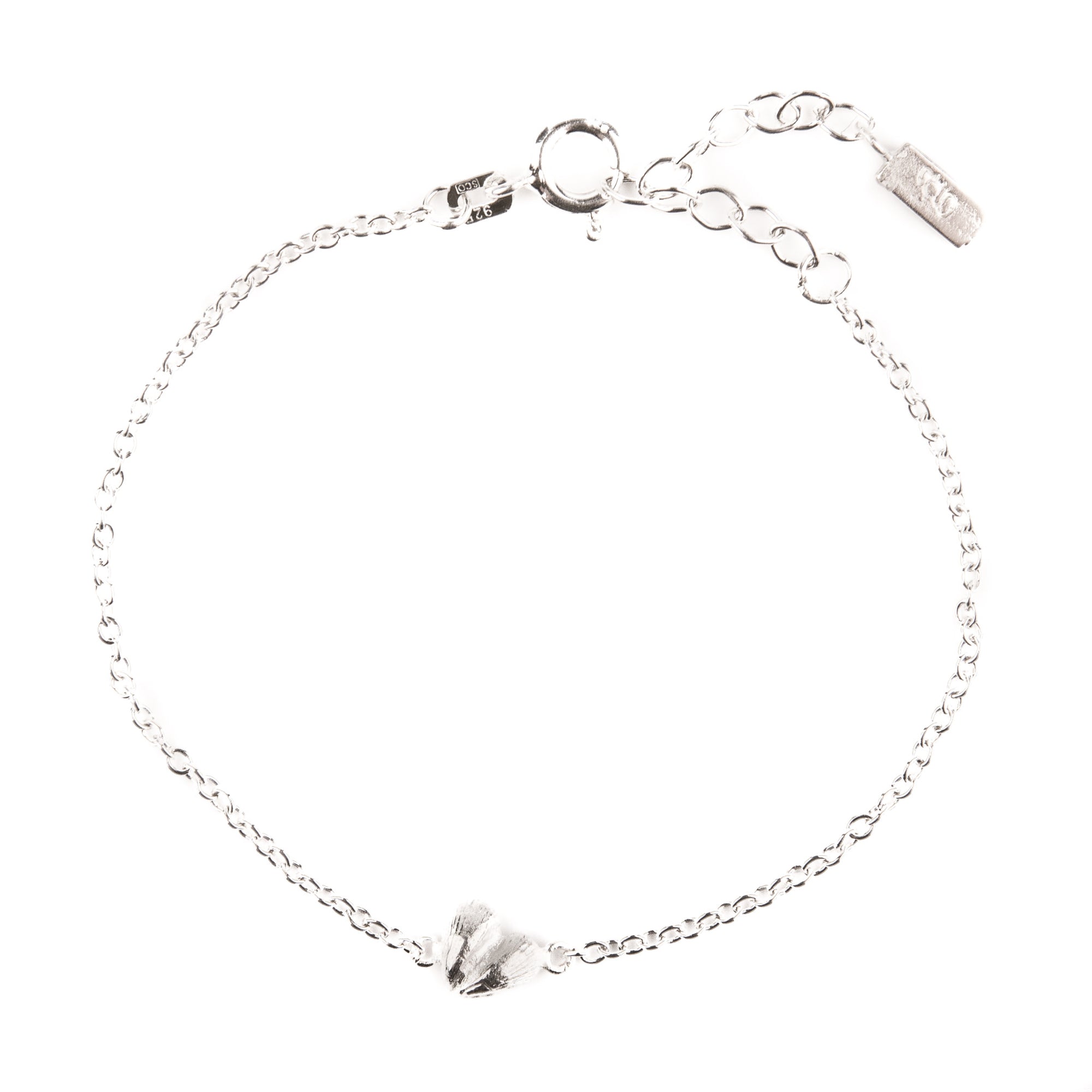 Heart of Gotland silverarmband med hjärtdetalj