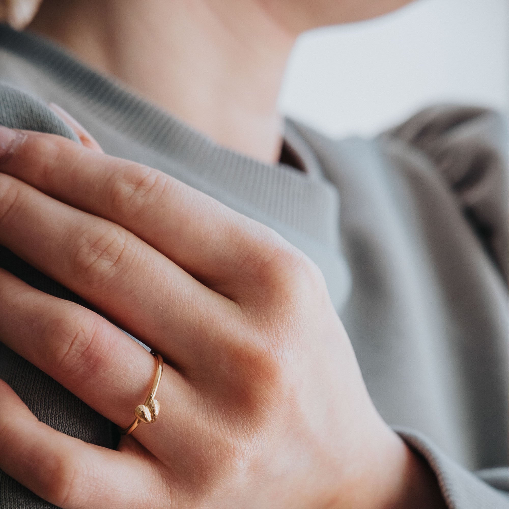 Heart of Gotland - guld ring på hand