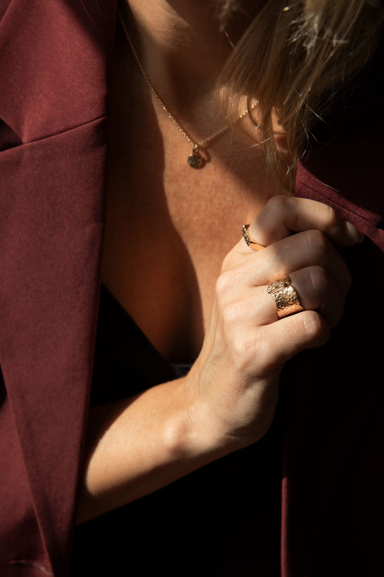 KARG – Ring mit grauem Diamant