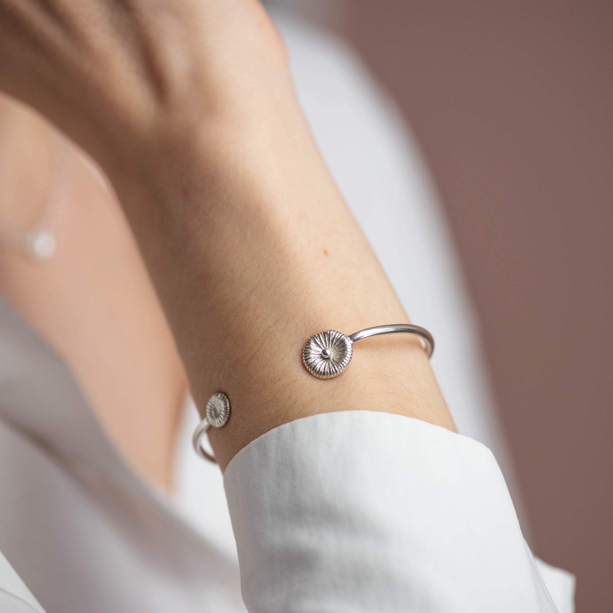 Knappkorall – Bangle
